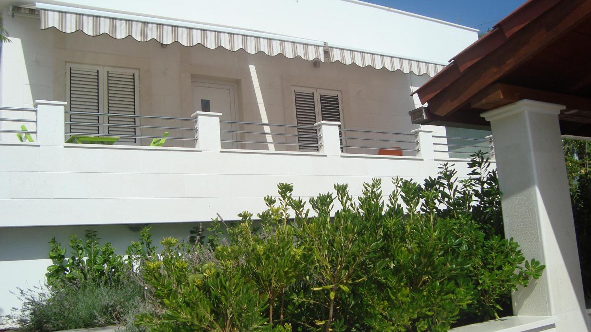 Apartments Niana With Heated Seawater Swimingpool Donji Okrug  المظهر الخارجي الصورة